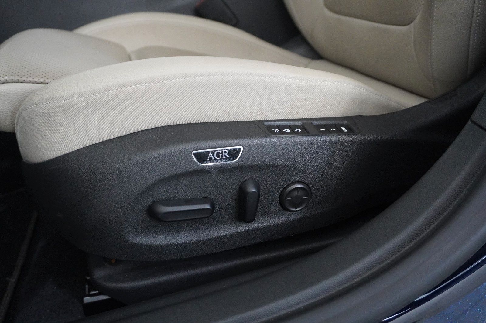 Opel Insignia B ST 2.0D INNOV. 4X4 - Samsaru's Car Outlet