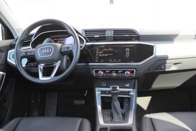 Audi Q3 35 TDI quattro S tronic - Samsaru's Car Outlet