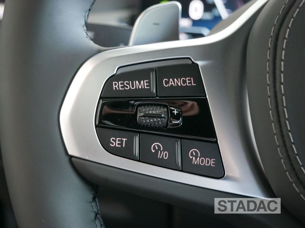 BMW X5 XDRIVE40I Sportpaket Navi LED Vollleder Klima