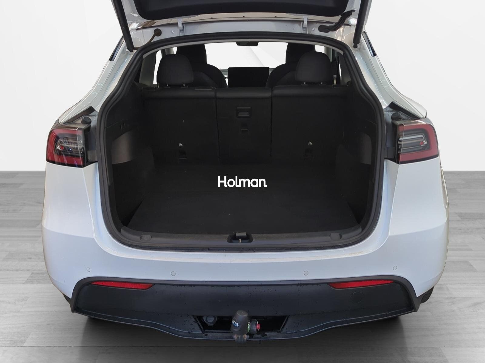 Tesla Model Y Long Range Dual Motor 79 kWh A.pilot AHK