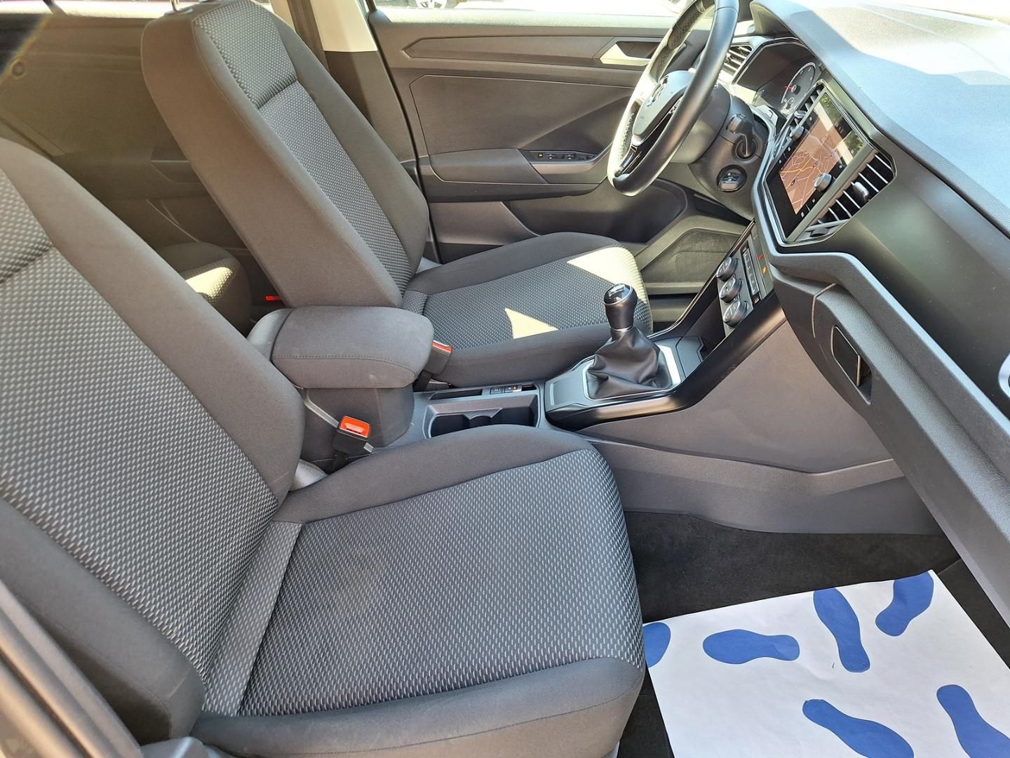 Volkswagen T-ROC 1.6 TDI - Samsaru's Car Outlet