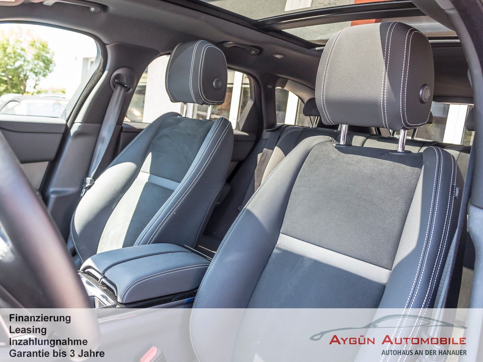 Range Rover Velar P400e AWD - Samsaru's Car Outlet