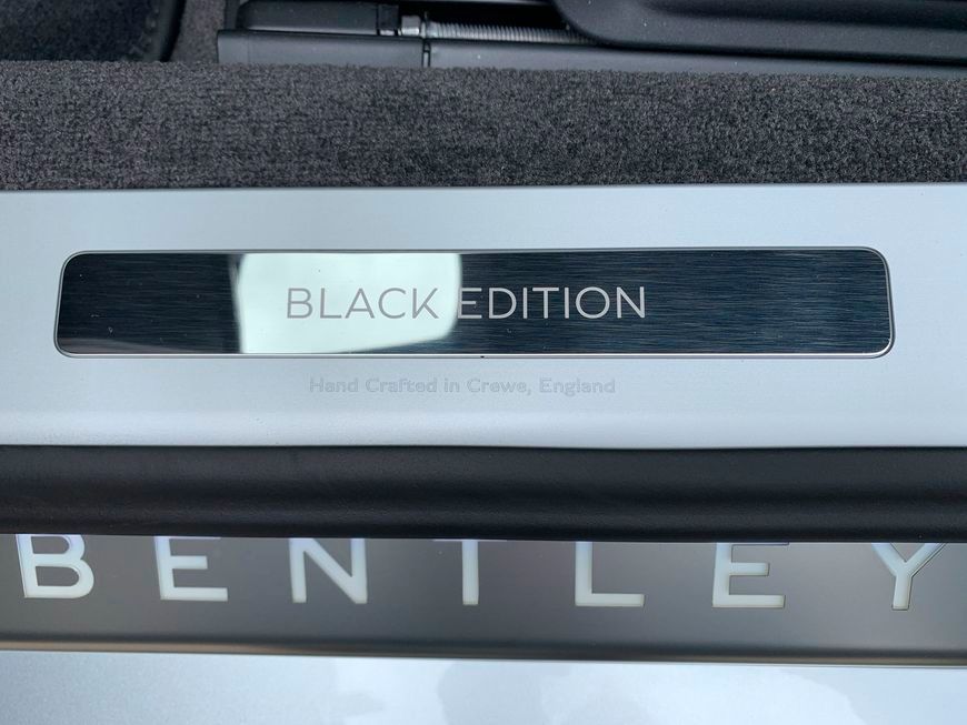 Bentley New Continental GT V8 Hybrid Black Edition