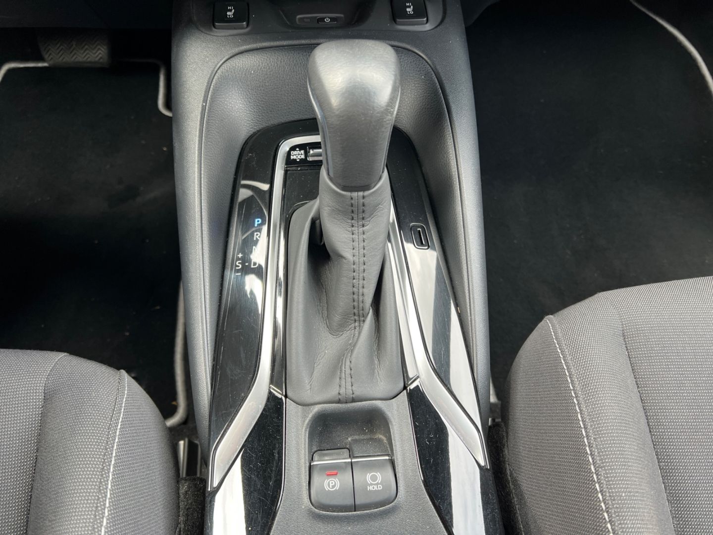 Toyota Corolla 2.0 Hybrid TS - Samsaru's Car Outlet