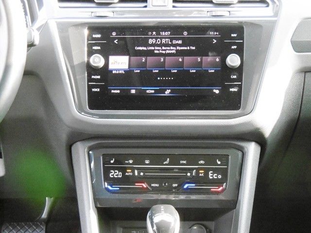 Volkswagen Tiguan 1.4 eHybrid Elegance - Samsaru's Car Outlet