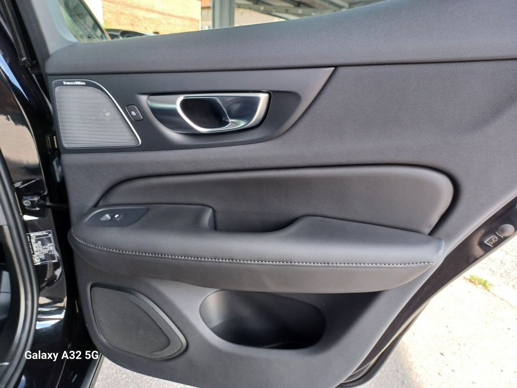 Volvo S60 B5 Ultimate Dark AWD°360°Cam