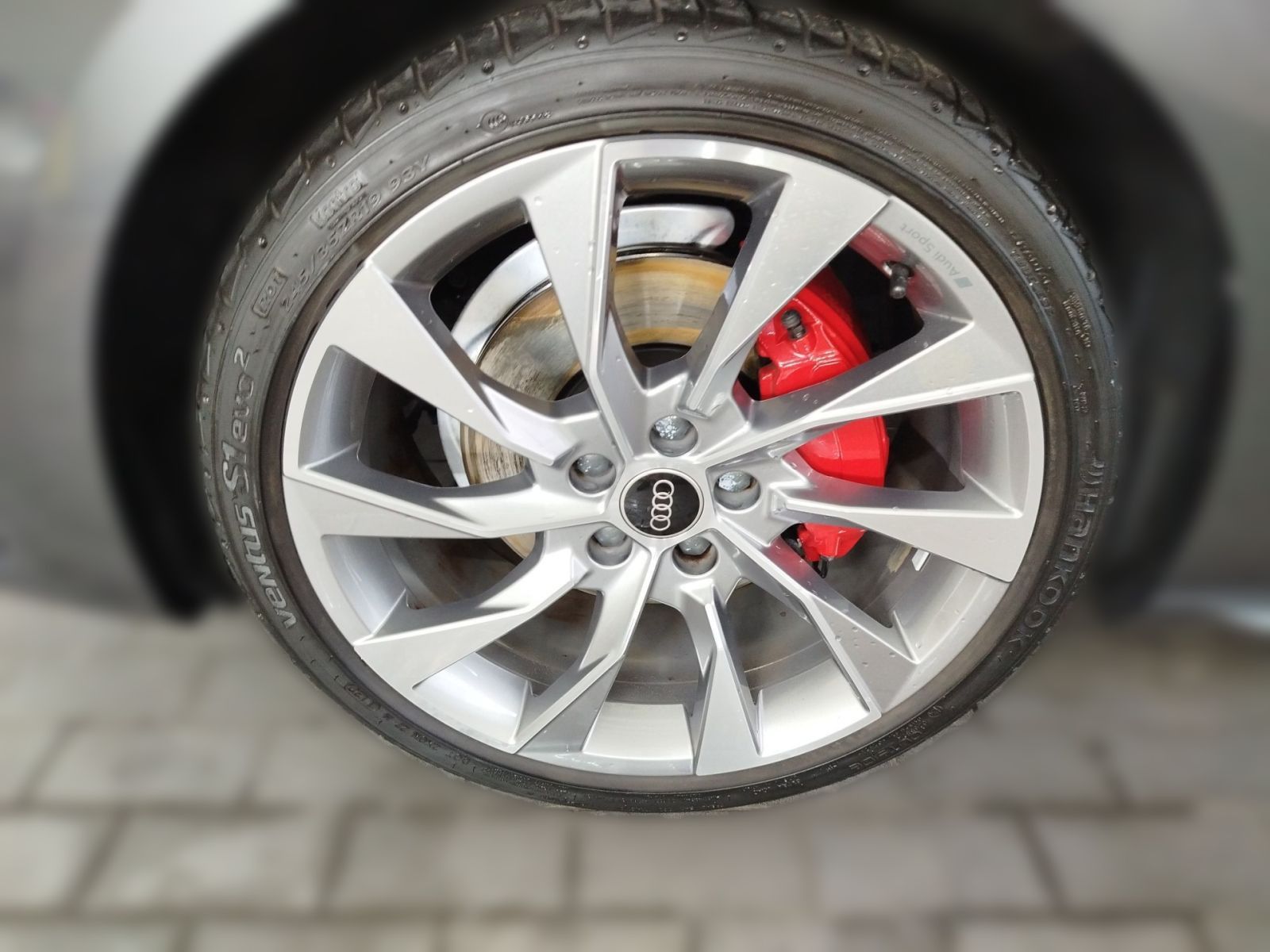 Audi A4 40 TFSI S tronic S line - Samsaru's Car Outlet