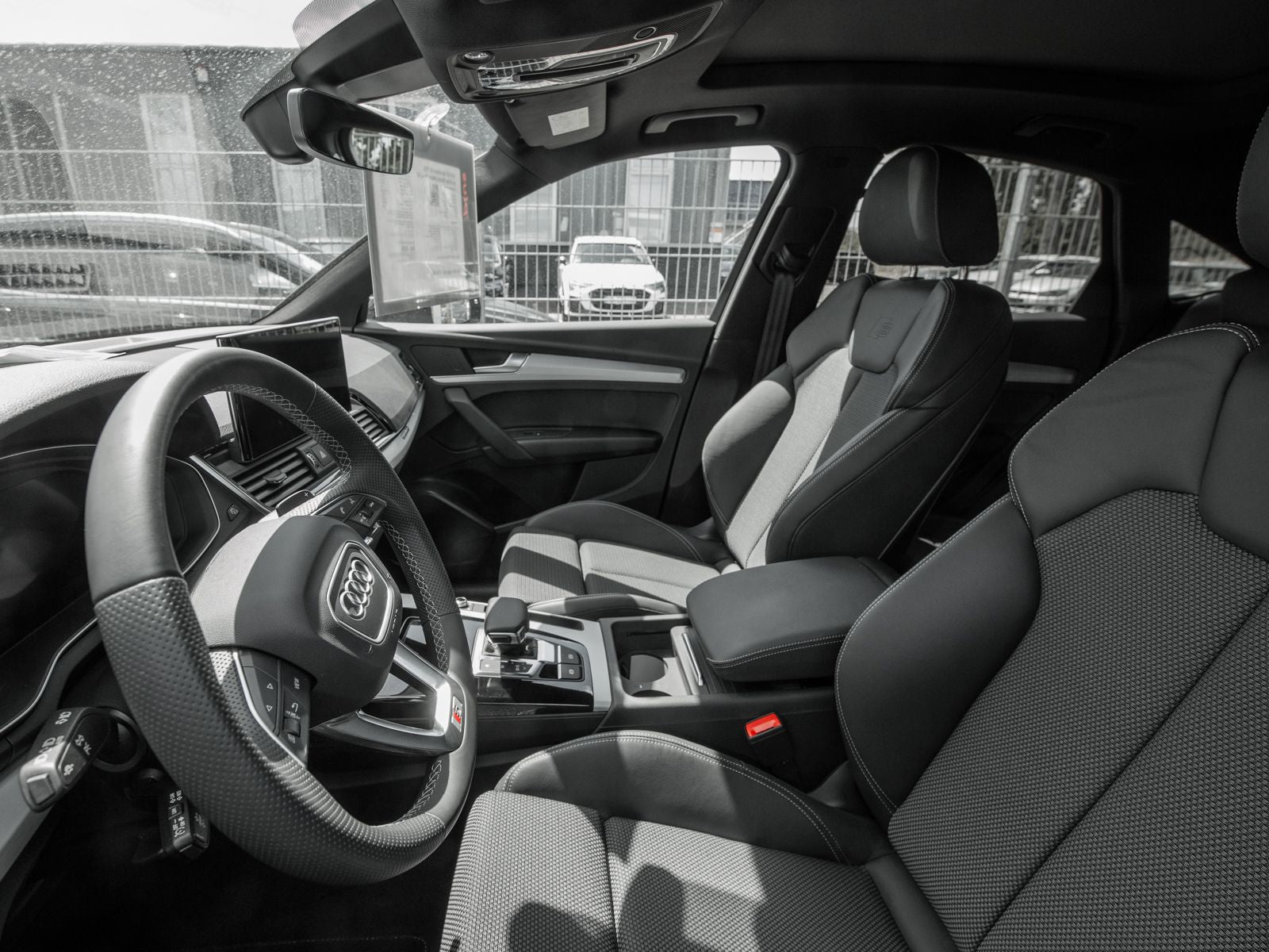 Audi Q5 Sportback 40 TFSI quattro S-line - Samsaru's Car Outlet