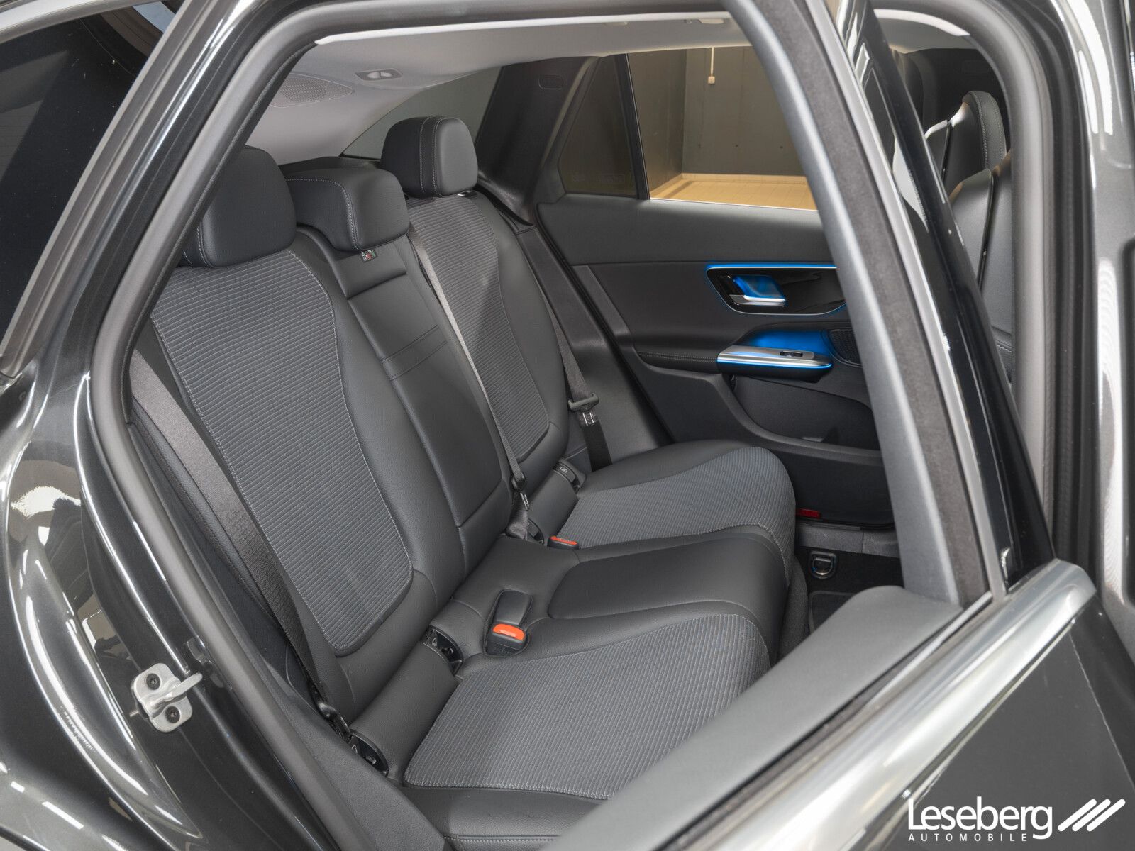 Mercedes-Benz GLC 300 e 4M Avantgarde - Samsaru's Car Outlet