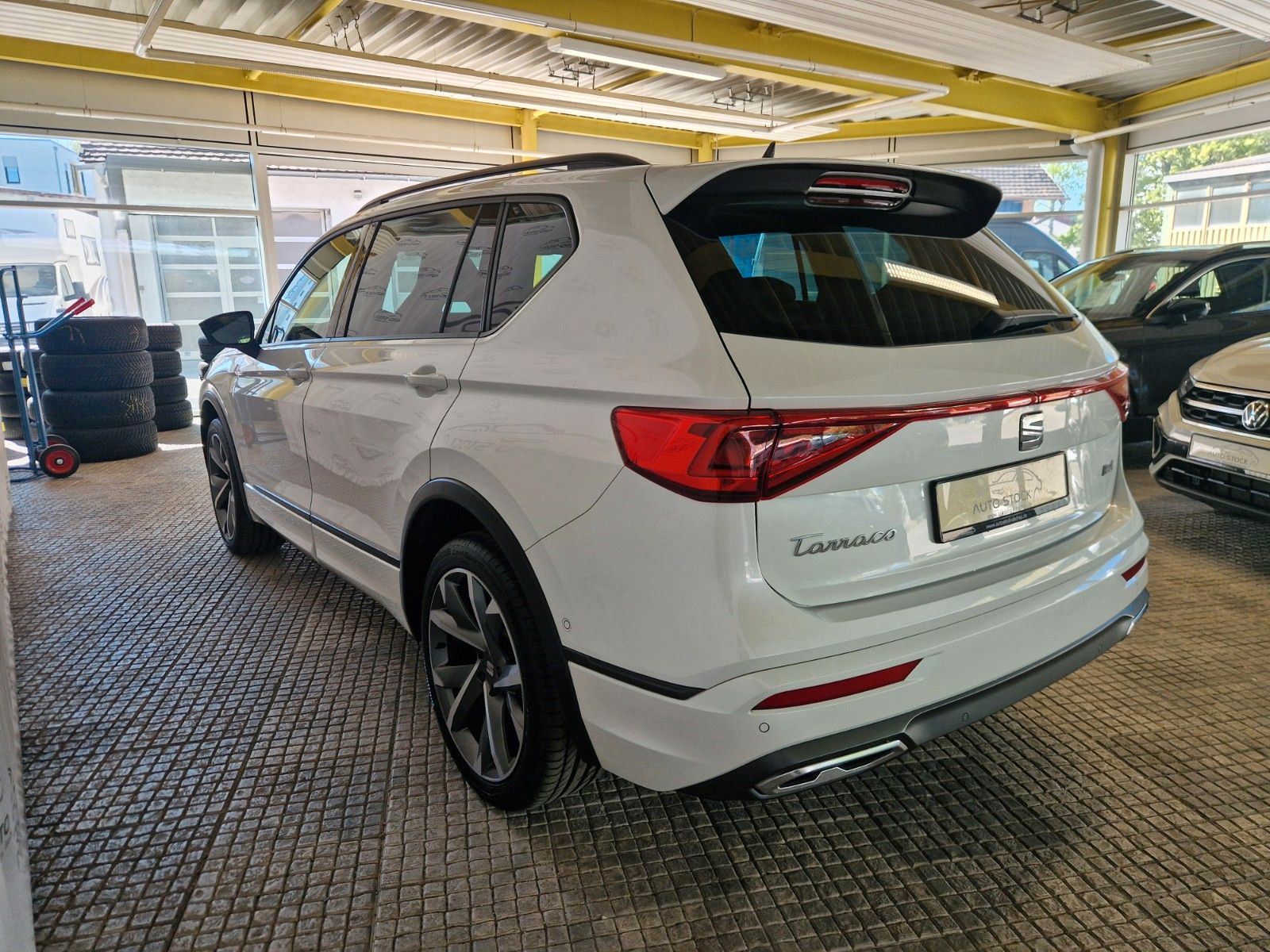 Seat Tarraco FR 2.0 TDI 4Drive DSG beats AHK Standhei