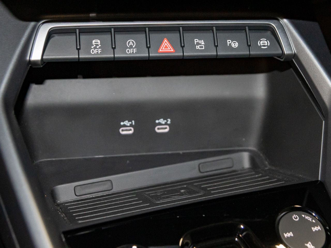 Audi A3 Limousine advanced 30 TFSI S tronic - Samsaru's Car Outlet