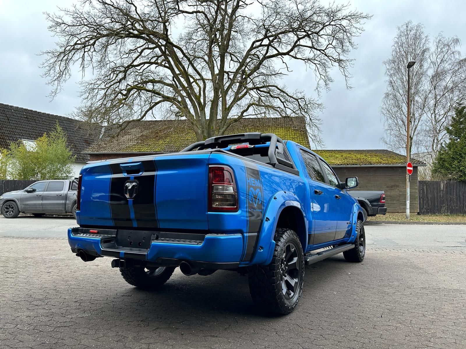 Dodge 5.7 V8*LPG*LIFT*BÜGEL*OFFROAD*AHK*NAVI*GARANTIE