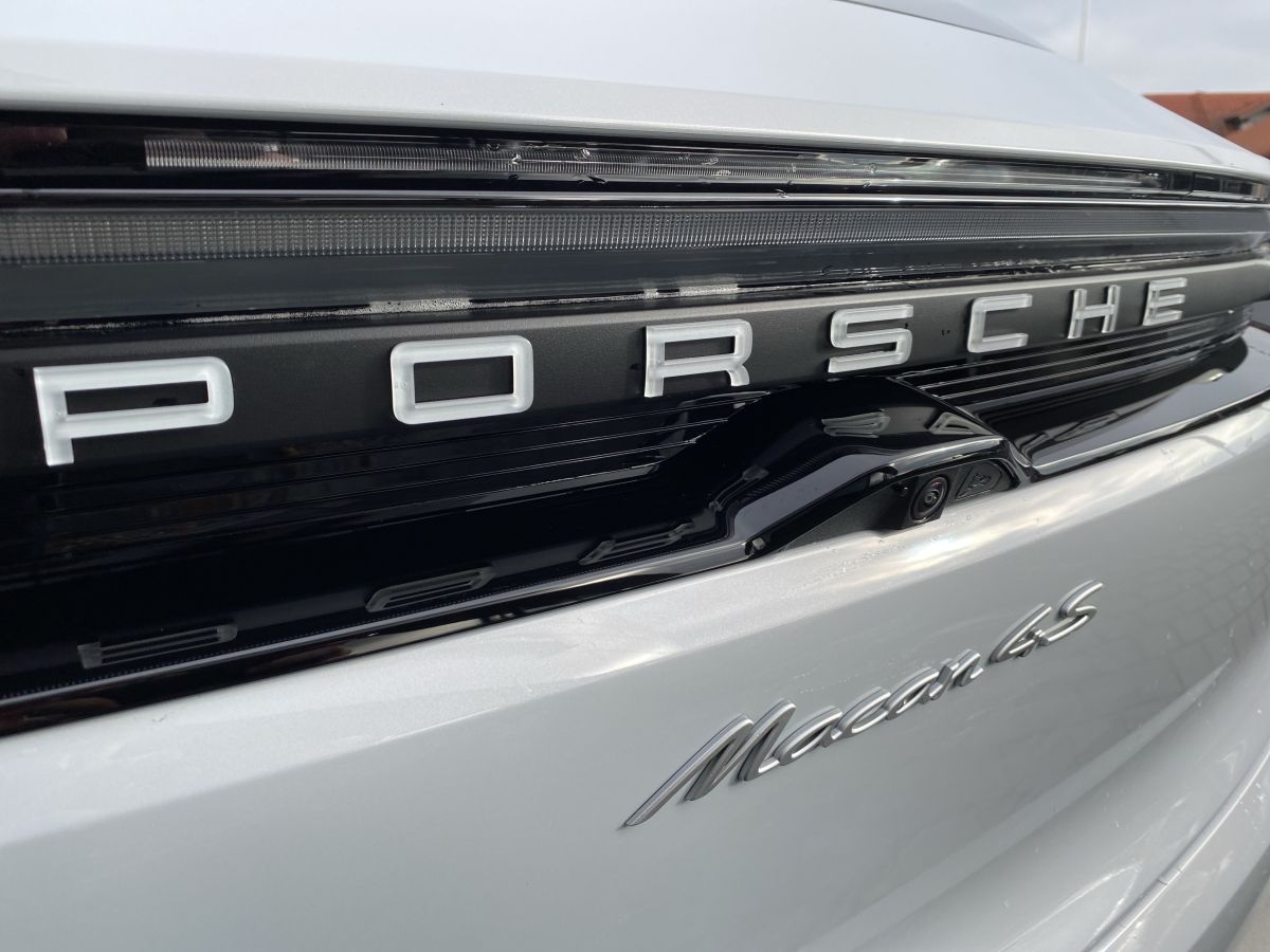 Porsche Macan 4S |Panorama |AHK |Surround View