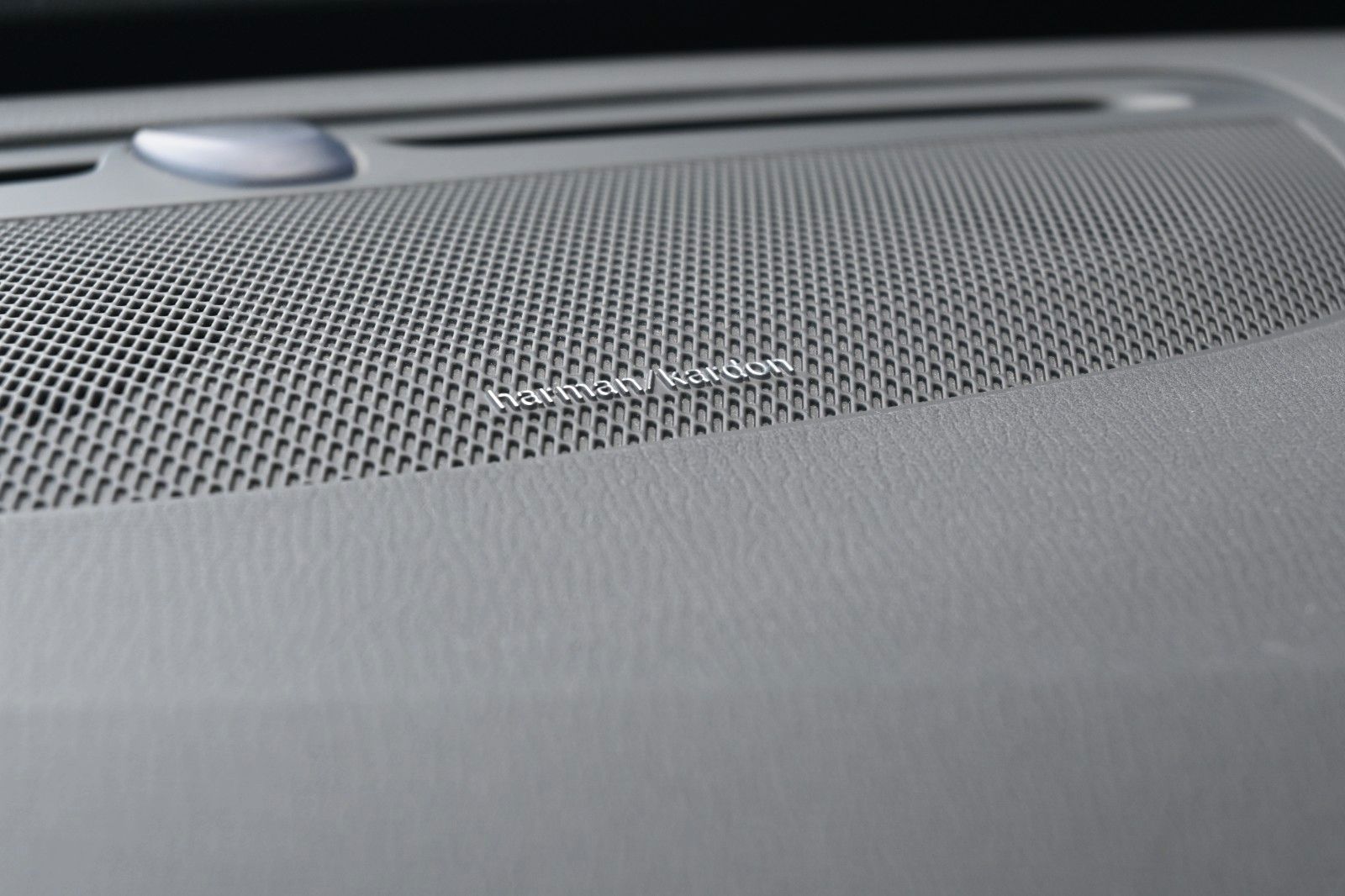 Volvo XC90 T8 Inscription - Samsaru's Car Outlet