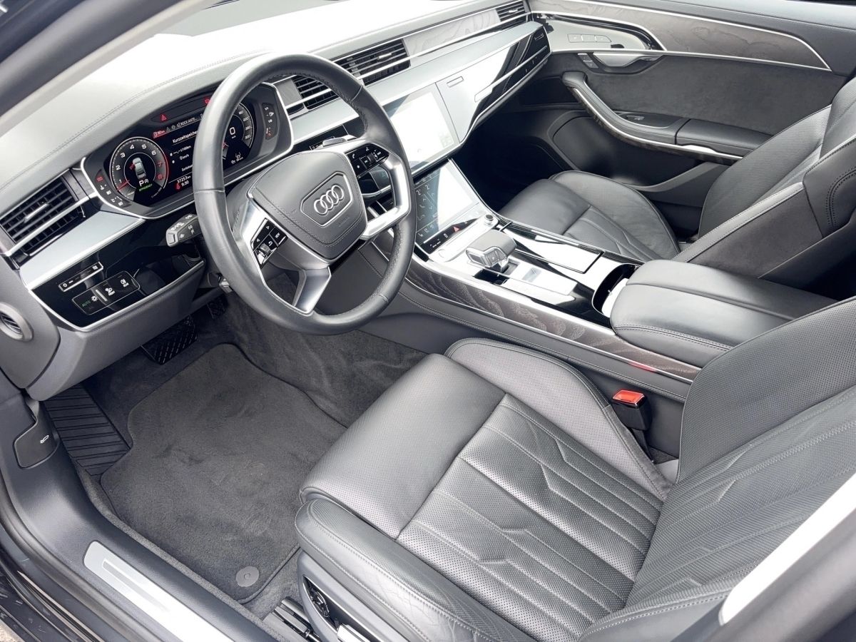 Audi A8 55 TFSI quattro - Samsaru's Car Outlet