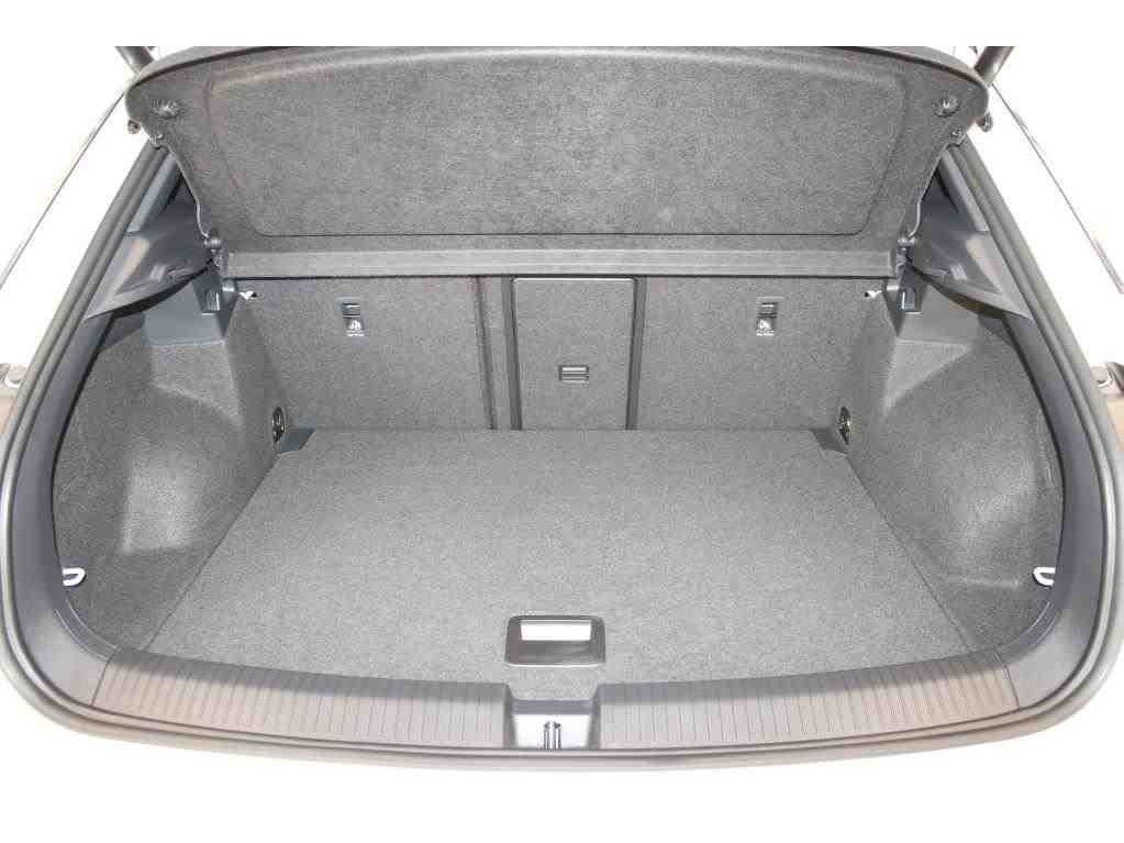 Volkswagen T-Roc Sport TSI - Samsaru's Car Outlet