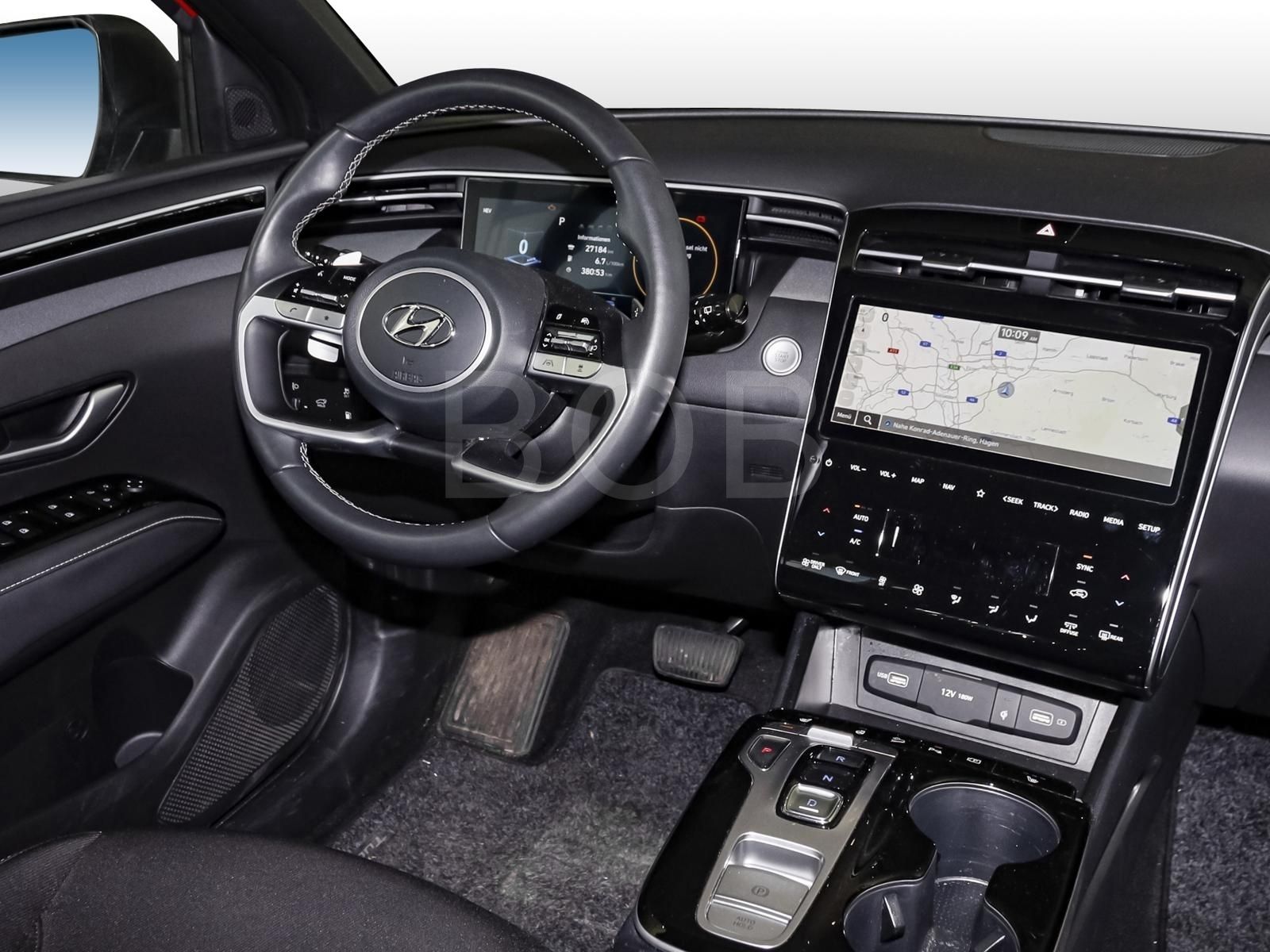 Hyundai TUCSON Plug-In Hybrid 4WD Blackline - Samsaru's Car Outlet
