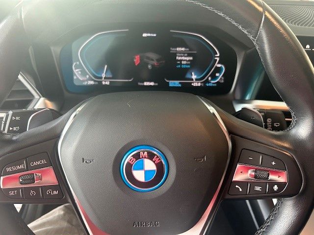 BMW 330e xDrive Touring Advantage - Samsaru's Car Outlet