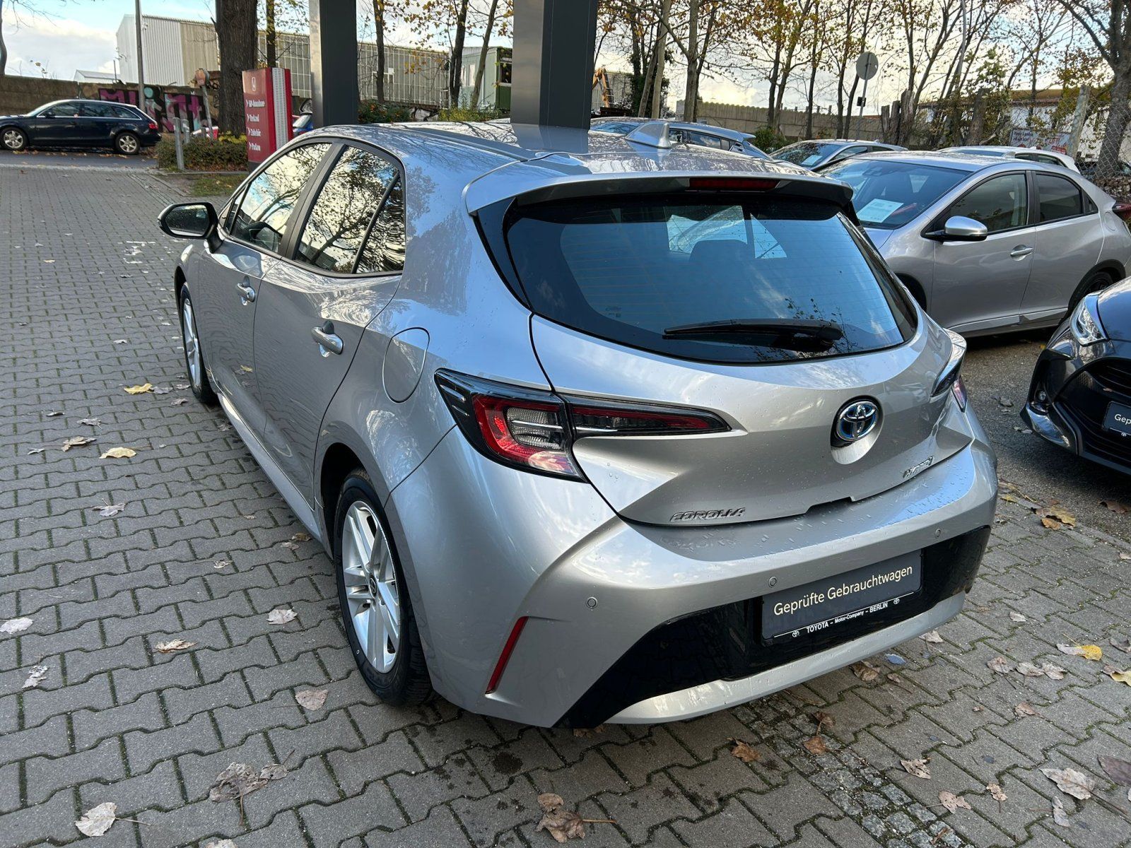 Toyota Corolla 1.8l Hybrid  Business Edition *WKR*SiHzg