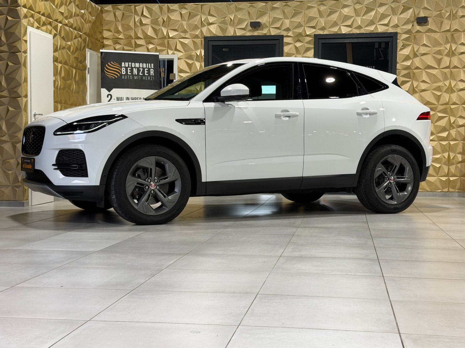 Jaguar E-Pace E-PACE S AWD/PANO/3d-KAMERA/LED/SHZ