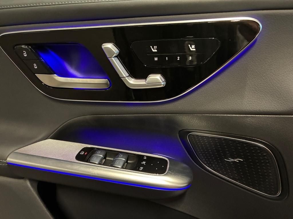 Mercedes-Benz GLC 300 4M AMG+MBUX+Memory+Ambiente+ILS+CarPlay