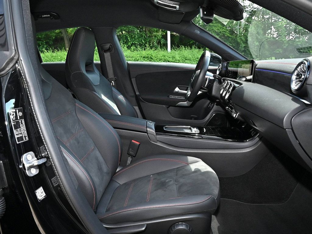 Mercedes-Benz CLA 250 SB 4M AMG Sport Premium - Samsaru's Car Outlet