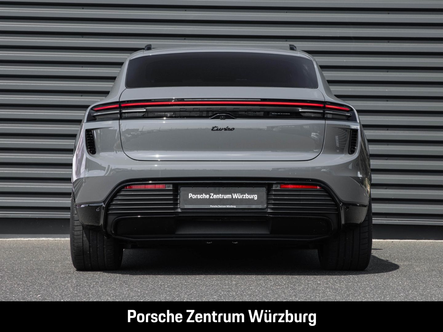 Porsche Macan Turbo HA-Lenkung InnoDrive Head-Up BOSE