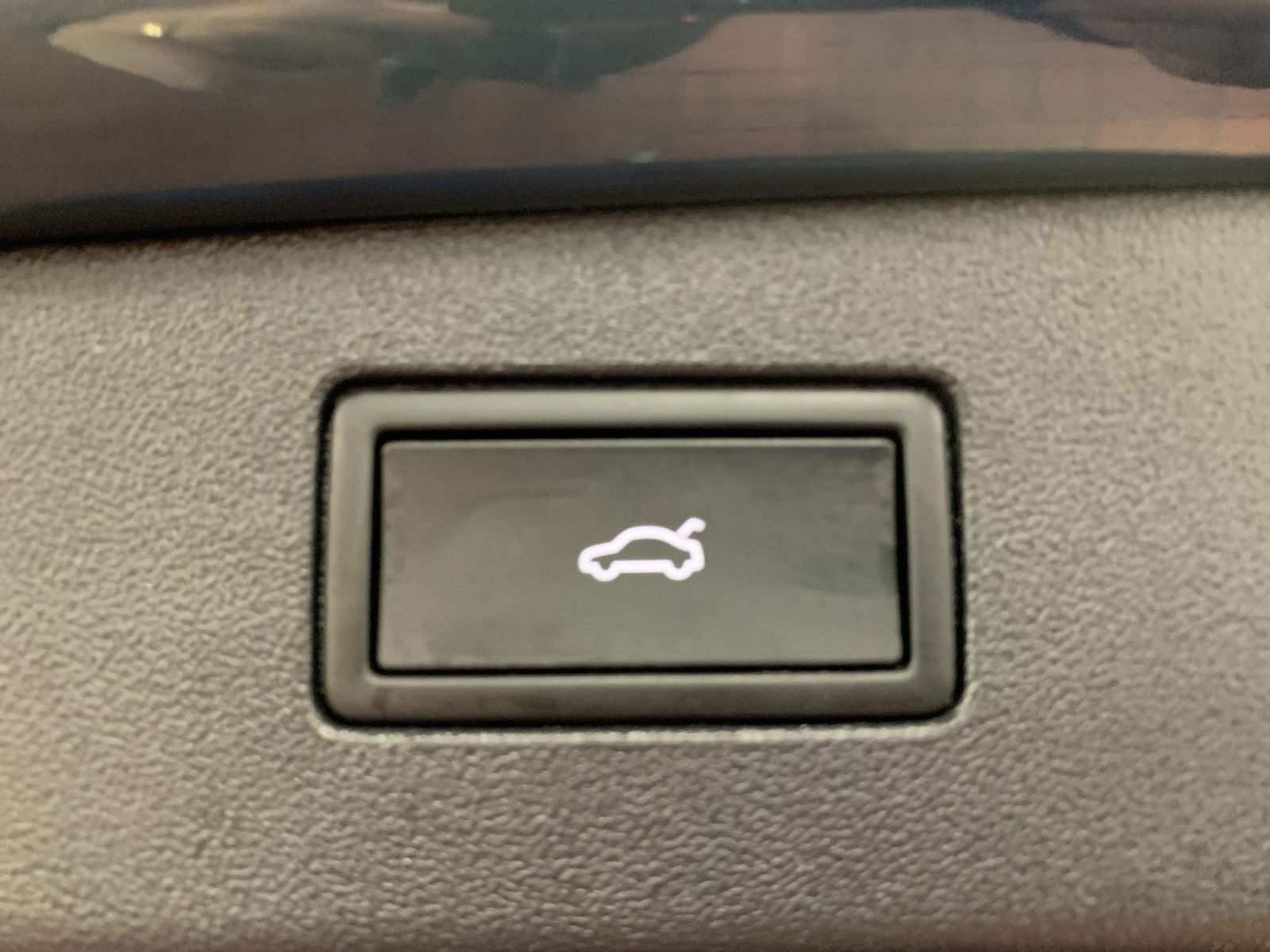 Volkswagen Tiguan 1.5 eHYBRID R LINE IQ.LIGHT+AHK+PANO+ACC