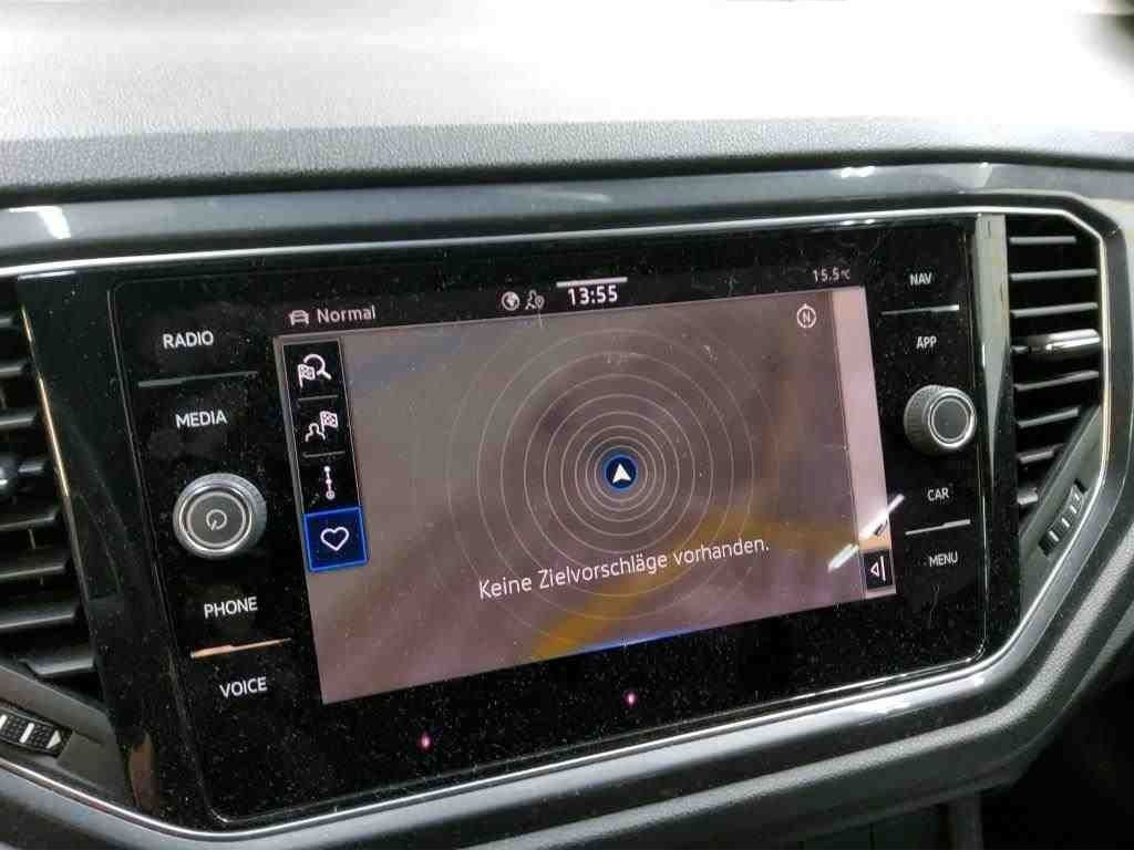 Volkswagen T-Roc 1.5 TSI Sport - Samsaru's Car Outlet