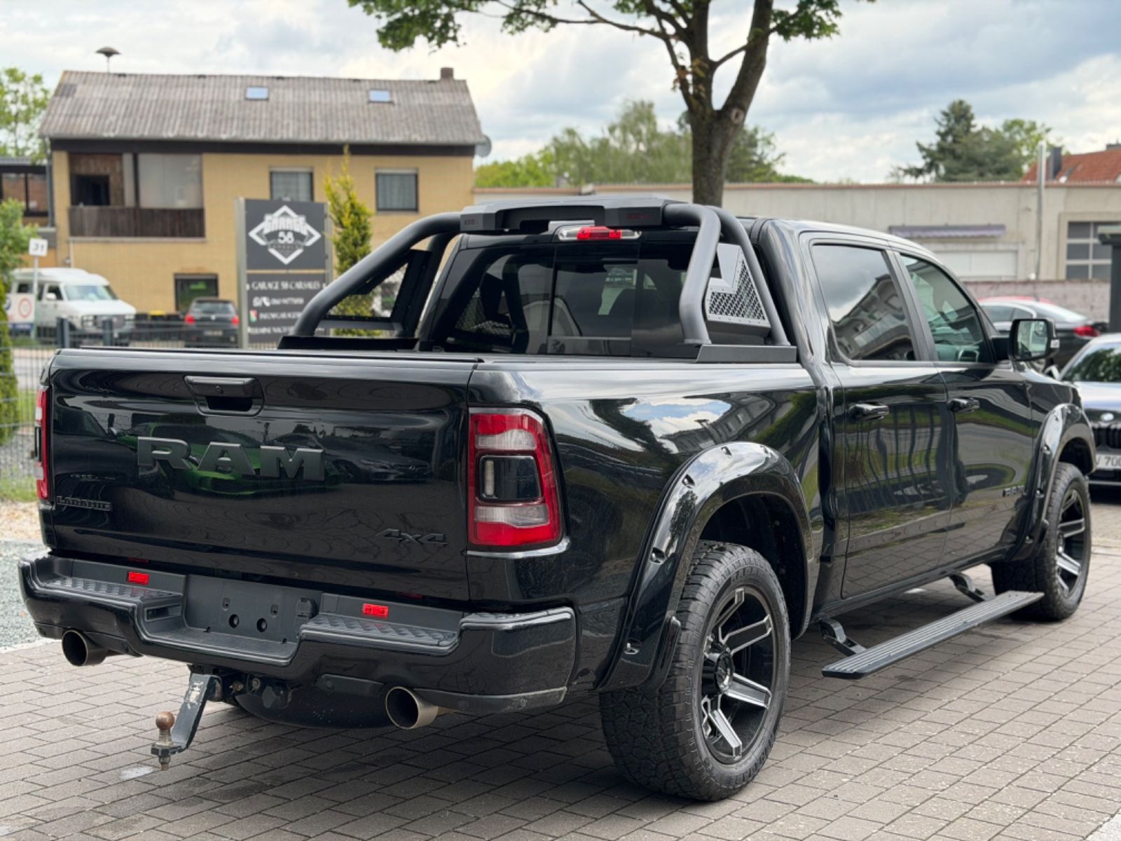 Dodge RAM 1500 5.7 Laramie Sport/Night/Sport-Aga/LPG