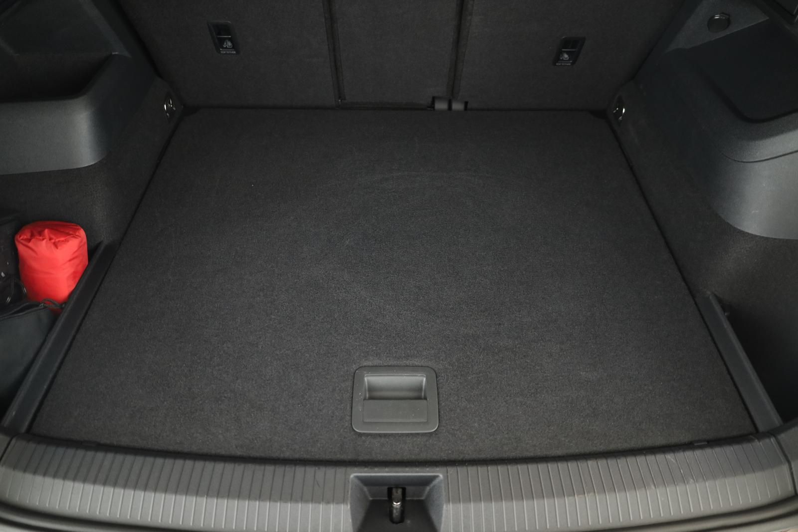 Volkswagen Tiguan 2.0 TDI 4M DSG R-Line Leder Pano Navi 360