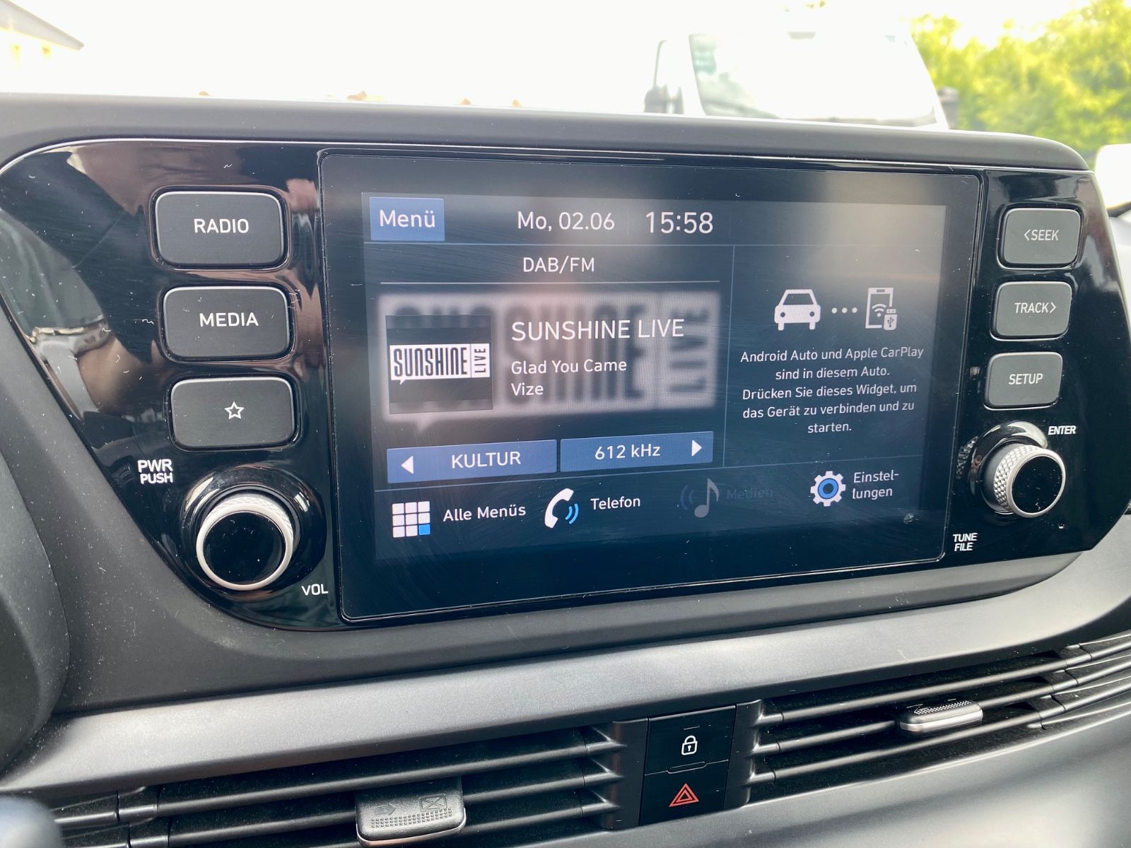 Hyundai i20 - Samsaru's Car Outlet