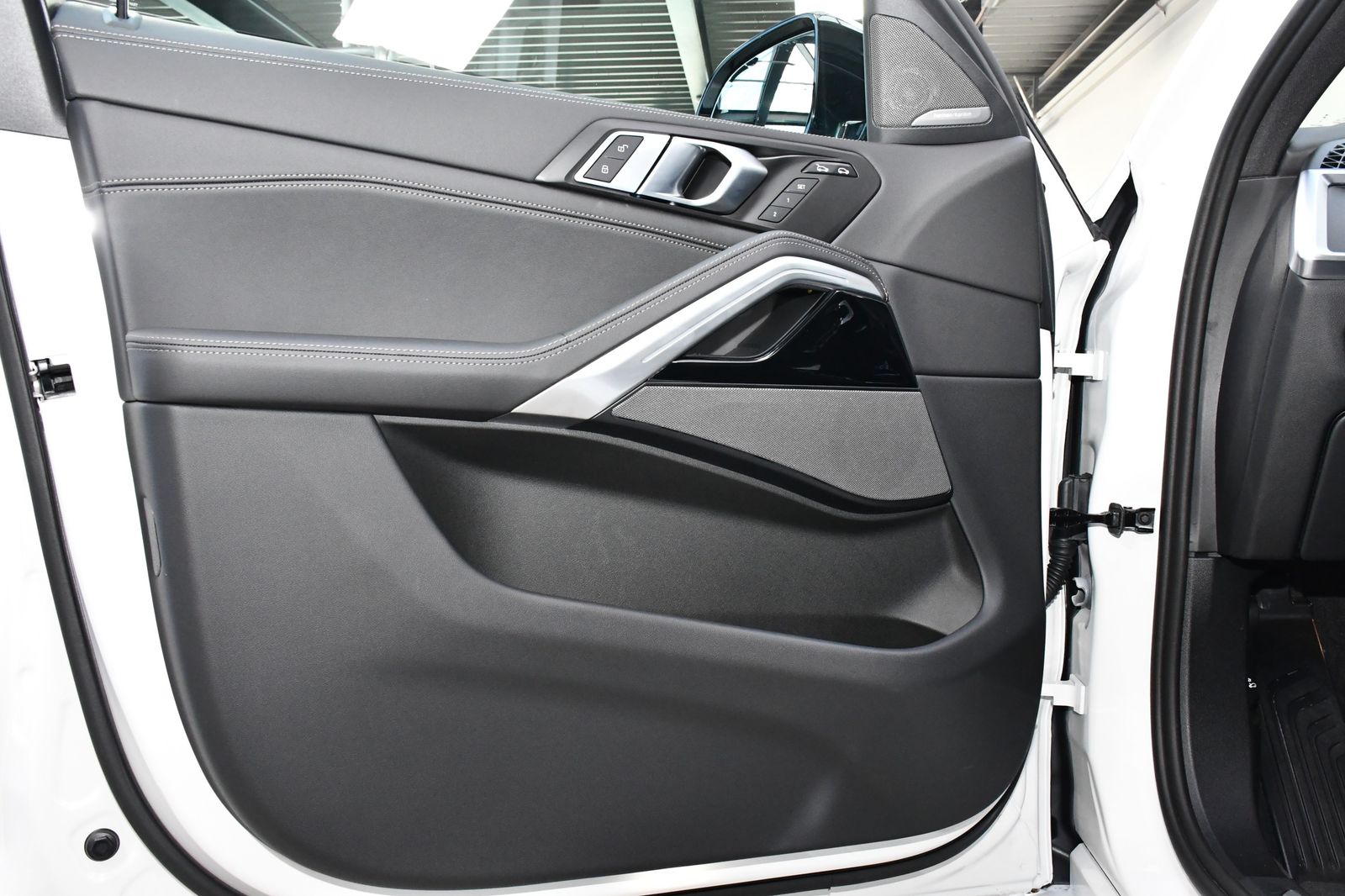 BMW X6 xDrive30d M Sport Pro - Samsaru's Car Outlet