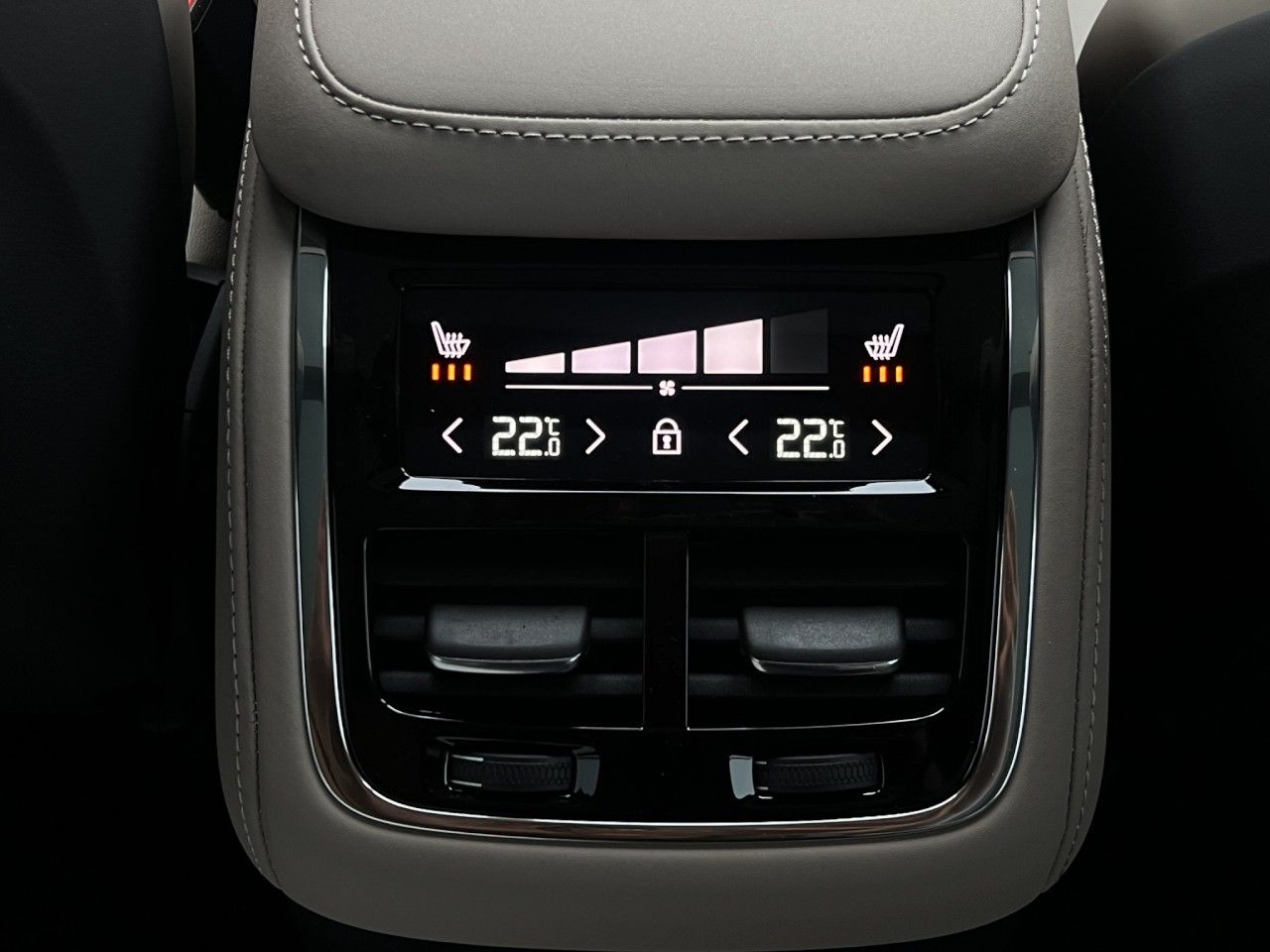 Volvo XC90 T8 Ultra Bright Facelift / Panoramadach