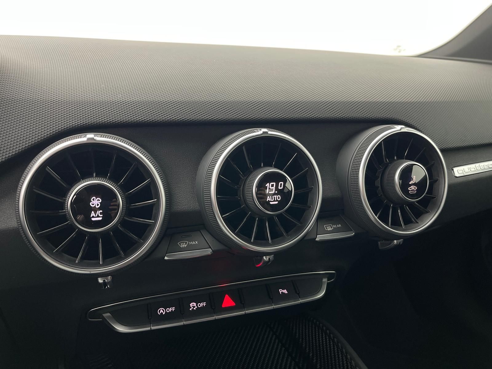 Audi TT RS quattro *TEMP*VIRT*MATRIX*KAM*PARK*SHZ*B&O