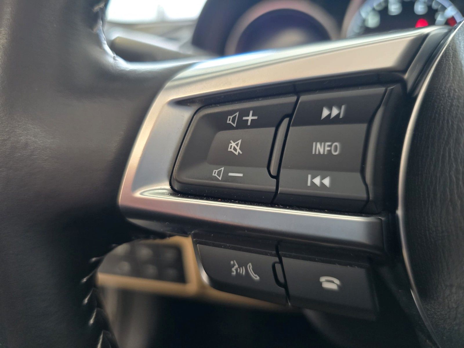 Mazda MX-5 Kazari *184 PS*RFK*NAV*BOSE*LED*