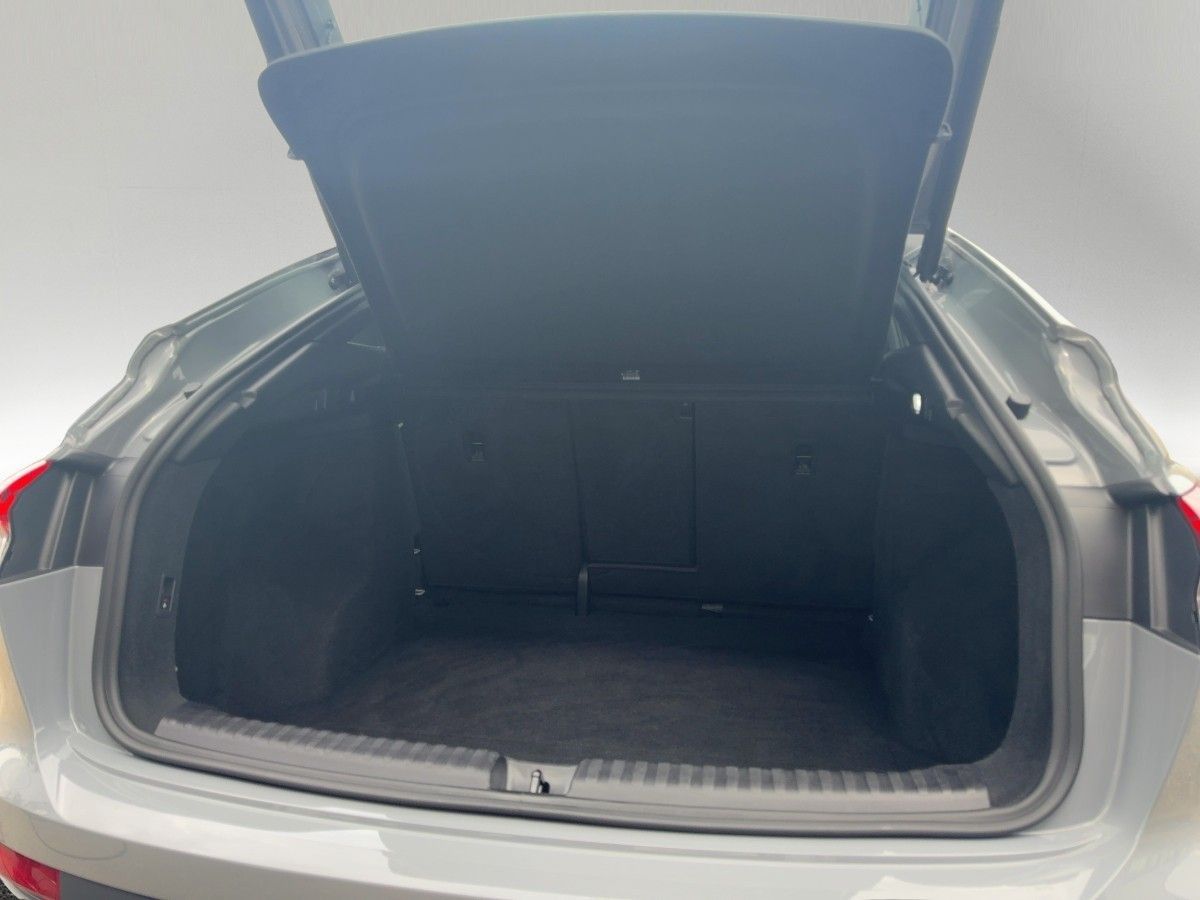Audi Q4 Sportback S line 45 e-tron quattro AHK PANO