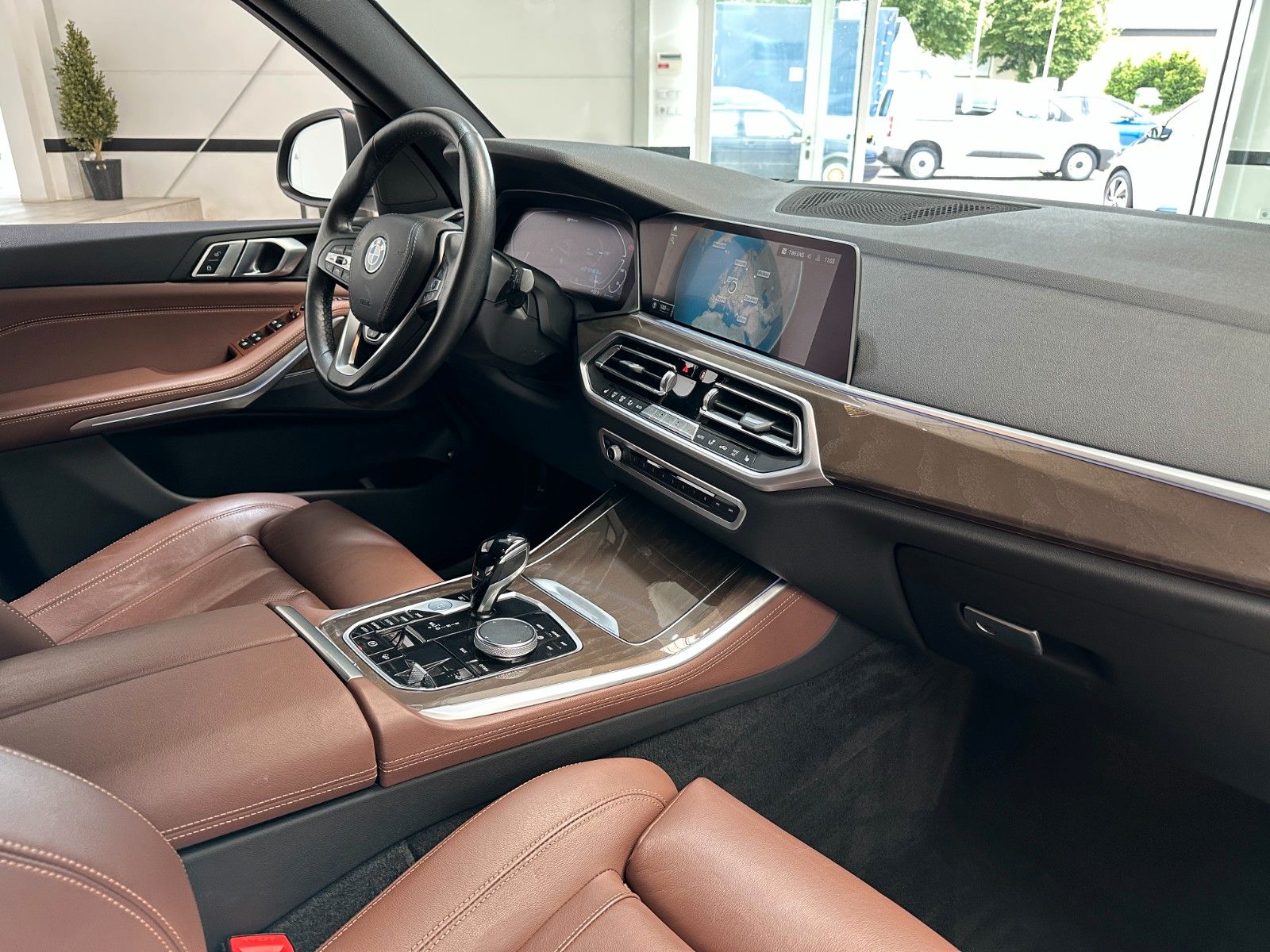 BMW X5 xDrive45e Navi*Leder*Laser-LED*HUD*AHK*19Zoll