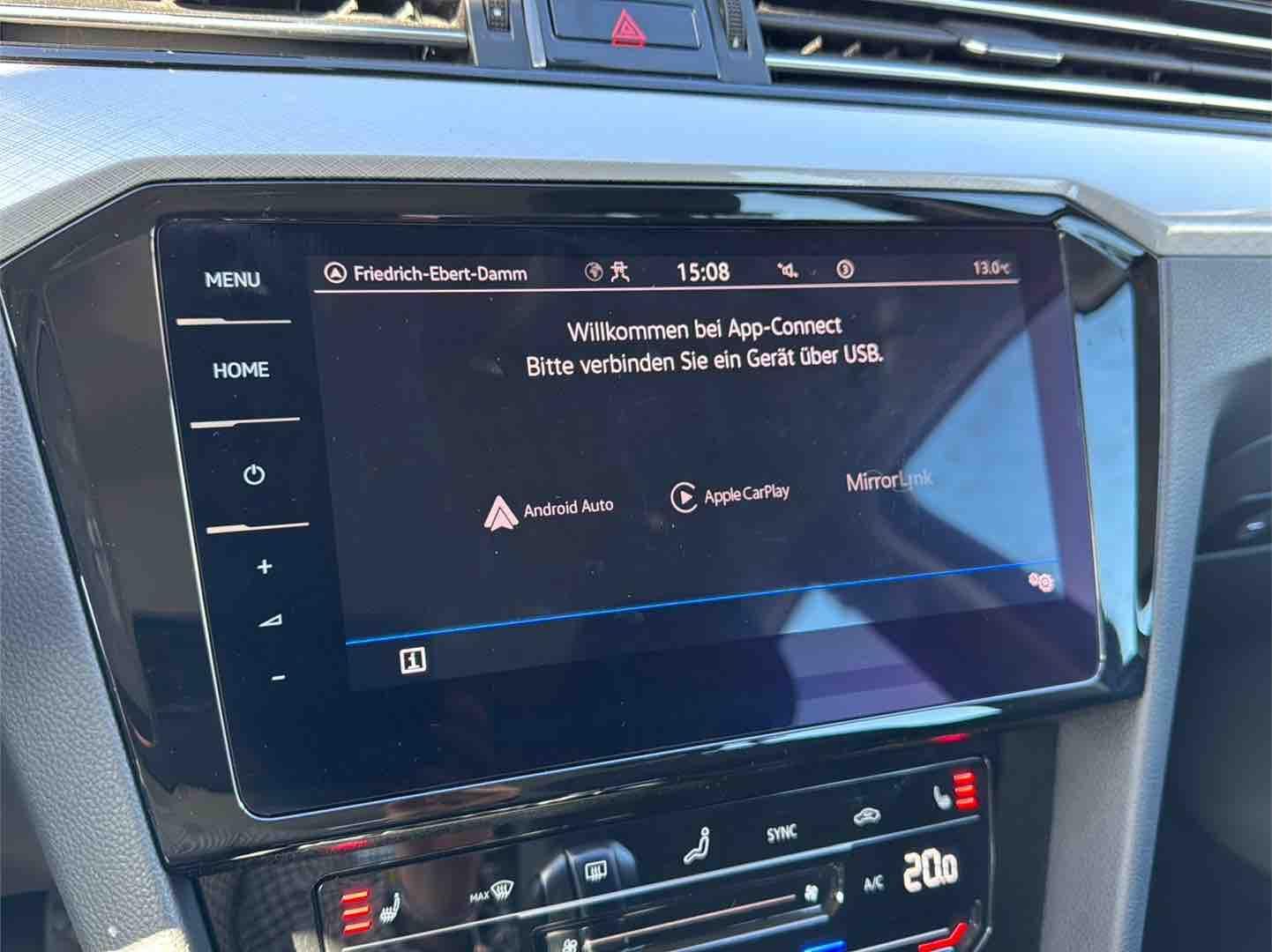 Volkswagen Passat Variant GTE - Samsaru's Car Outlet