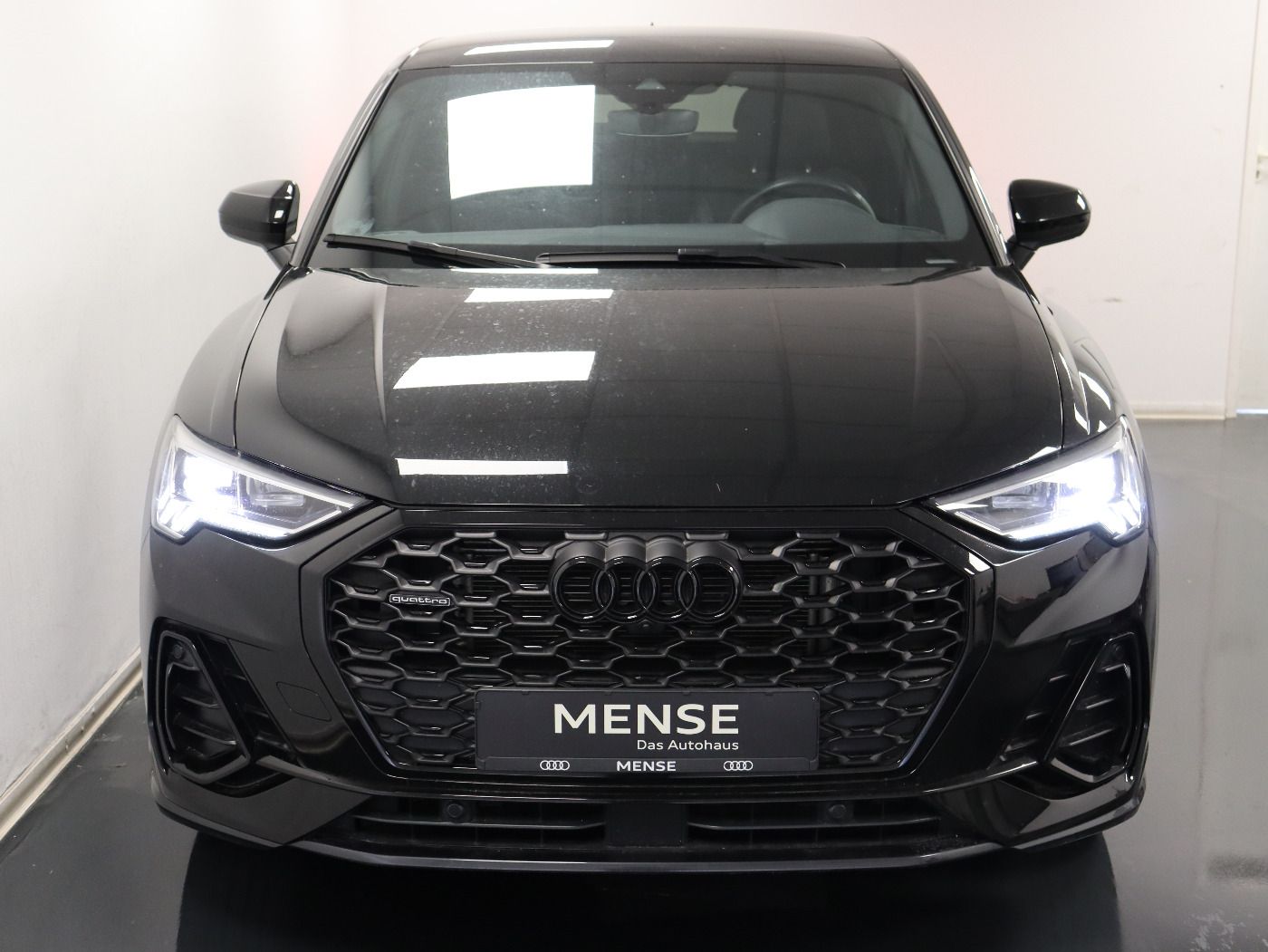 Audi Q3 Sportback 45 TFSI quattro S tronic S-Line - Samsaru's Car Outlet