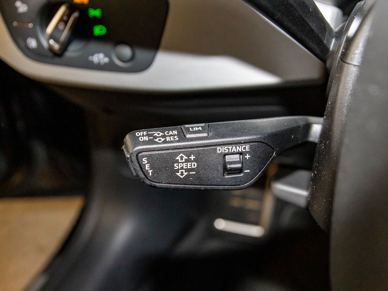 Audi A4 Avant 35 TDI advanced S line - Samsaru's Car Outlet