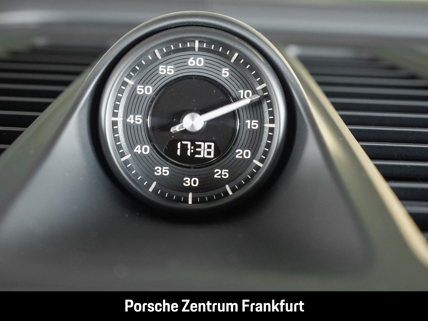 Porsche Macan 4S BOSE Luftfederung Panorama InnoDrive