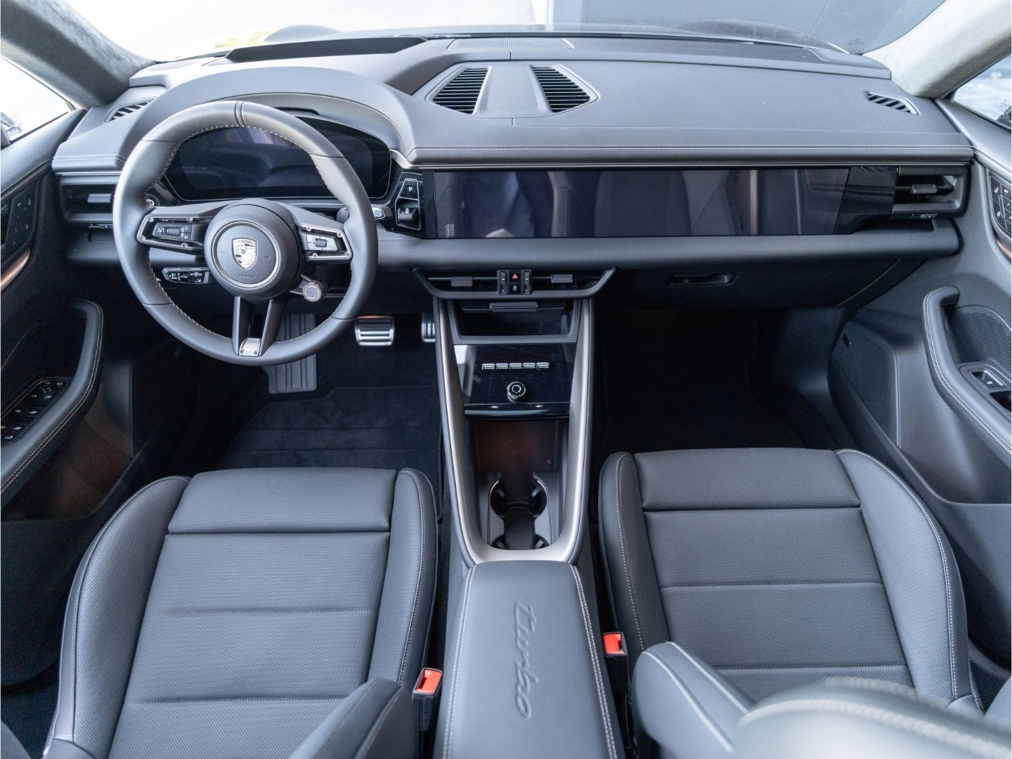 Porsche Macan Turbo Hinterachsl. Head-Up Matrix InnoDriv