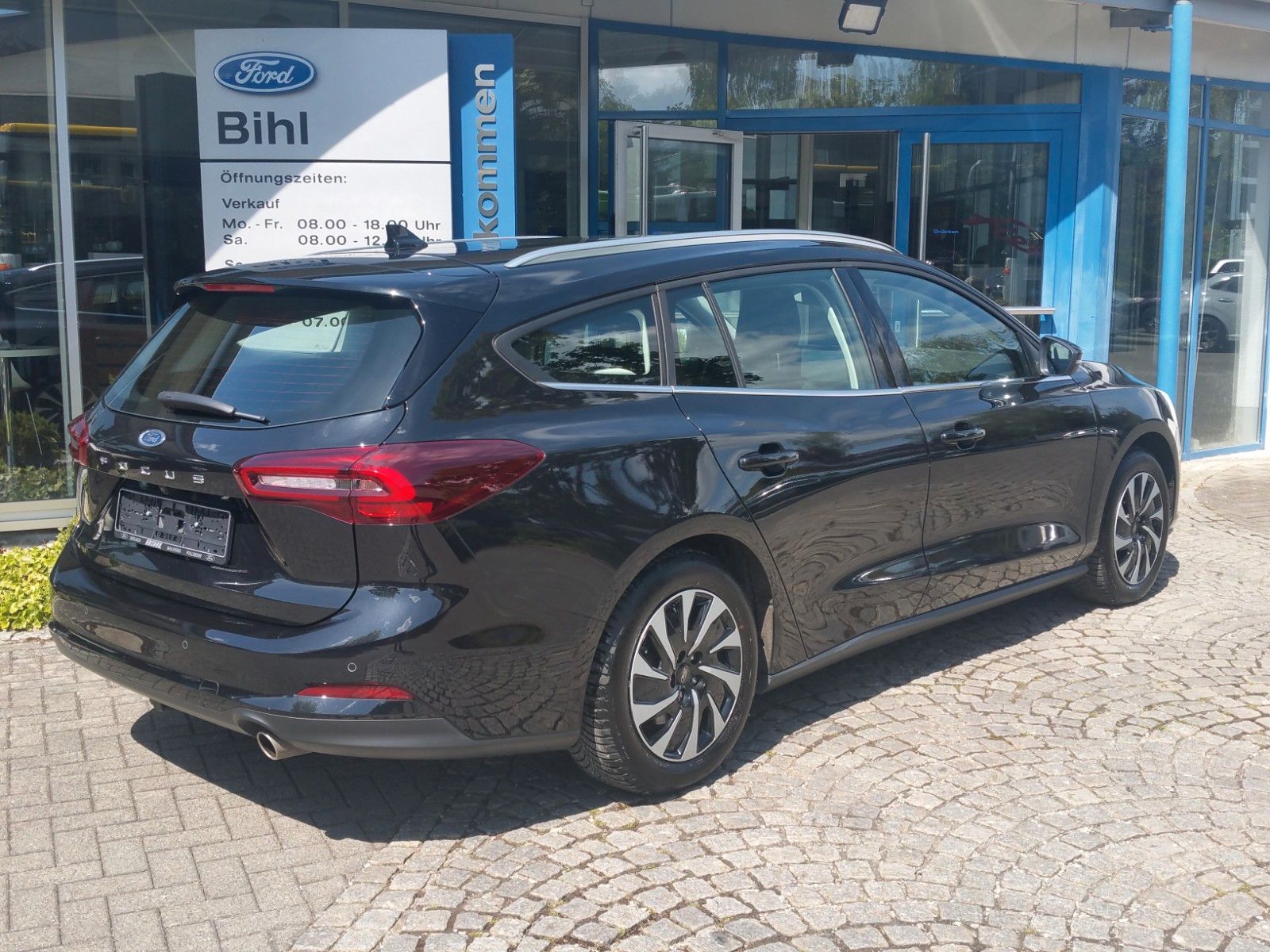 Ford Focus Turnier Navi Kamera AHK B&O iACC Winterp.