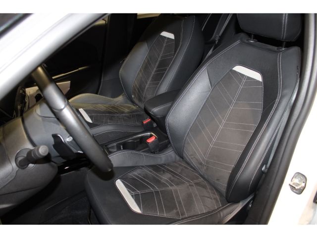 Opel Corsa F 1.2 Turbo Ultimate - Samsaru's Car Outlet