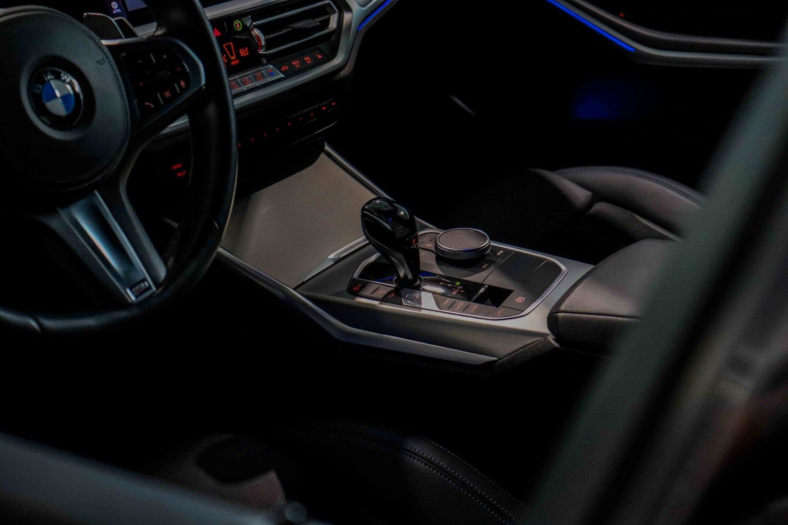 BMW 330i M SPORT SHADOW - Samsaru's Car Outlet