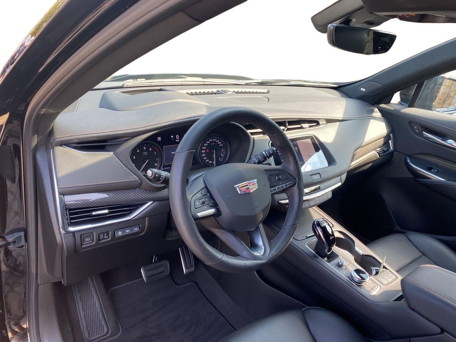 Cadillac XT4 2.0 T Sport AWD NAVI+KAMERA+LED