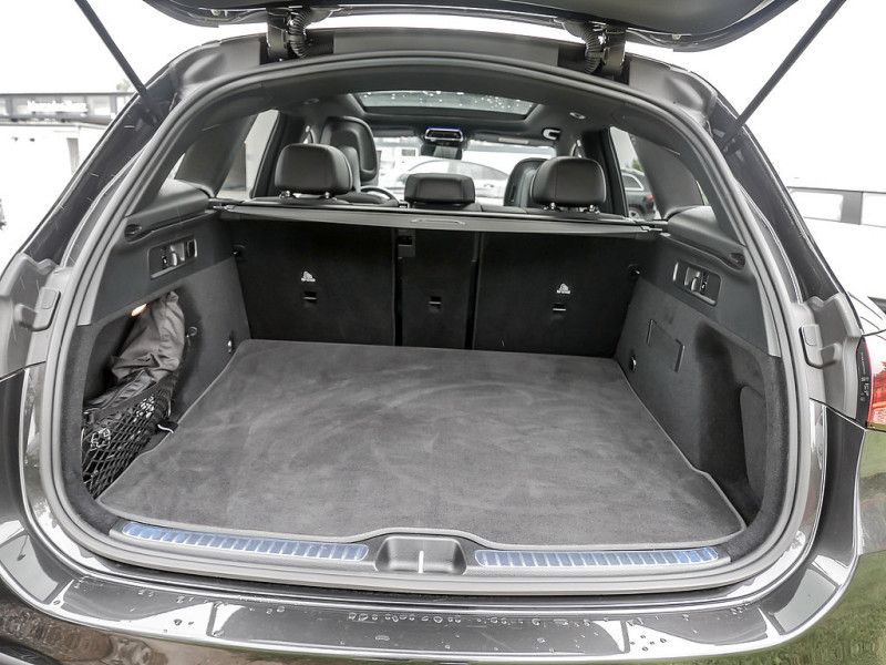 Mercedes-Benz GLC 300 d 4M , AMG NIGHT MEMO 360 AHK DISTR PANO
