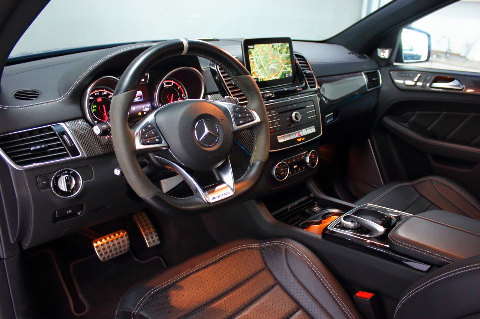 Mercedes-Benz GLE 63 S AMG 4M+ COUPÉ~DEUTSCH+UNFALLFREI+PANO~1
