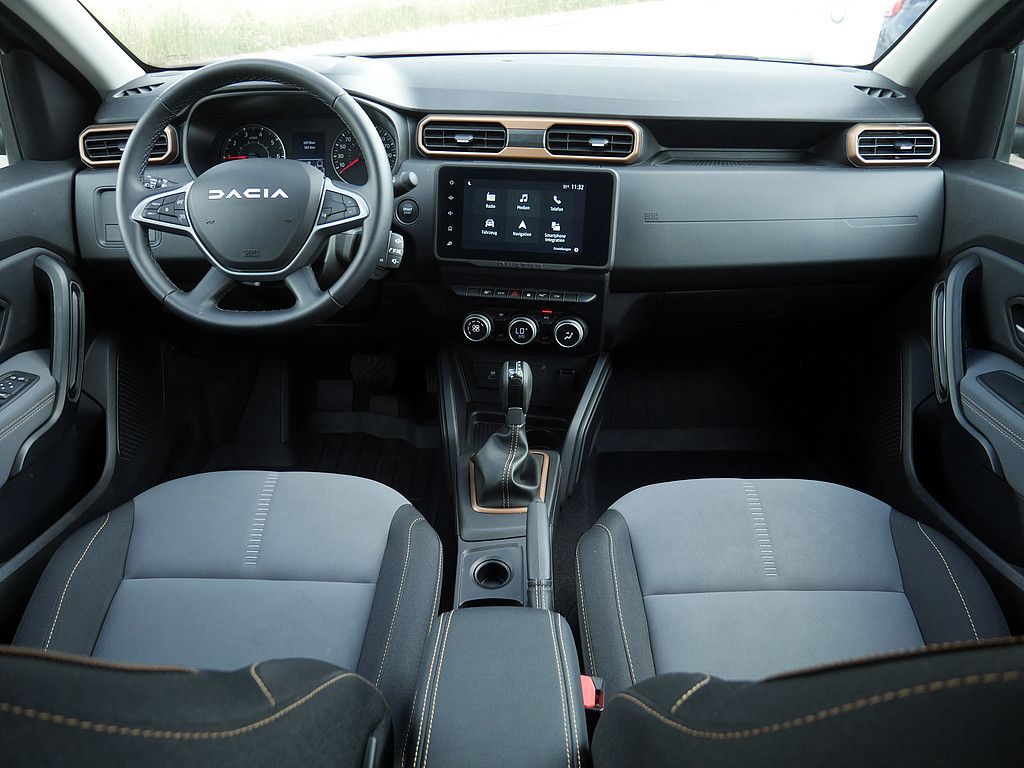 Dacia Duster Extreme TCe 150 EDC 2WD - Samsaru's Car Outlet